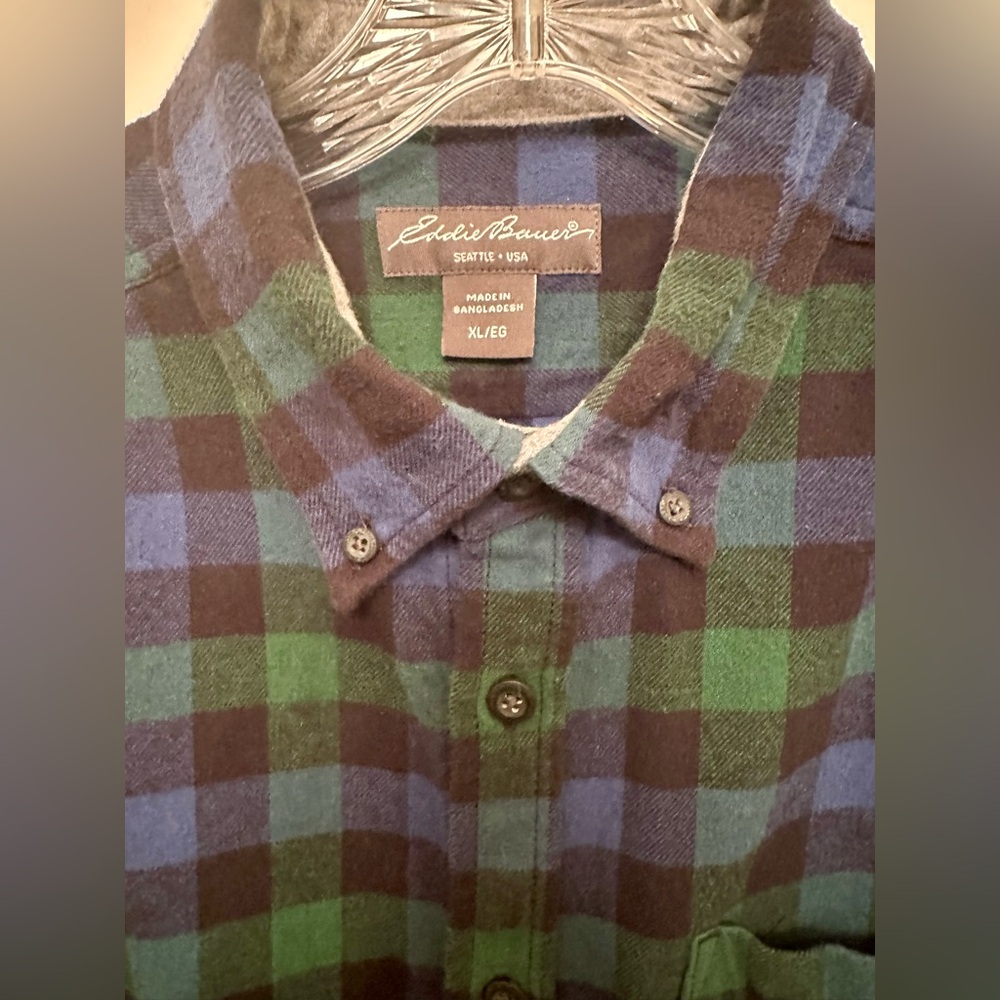 Eddie Bauer Men’s XL Plaid Button Down Shirt | Blue Green Cotton | Lightweight - Picture 3 of 8